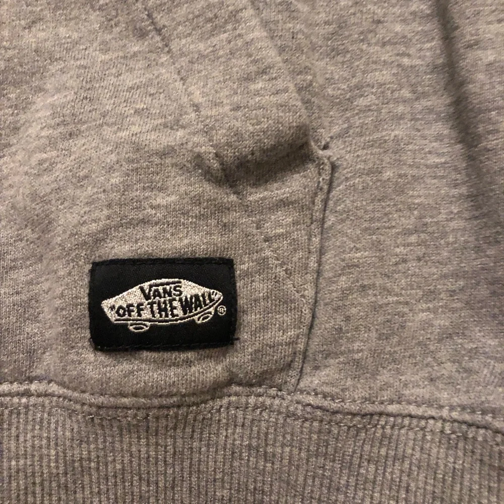 Vans of the Wall Cut Out Kangaroo Pocket Grey Unisex Hoodie size M